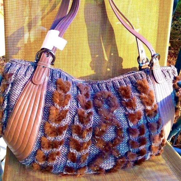 NEW SALVATORE FERRAGAMO BALENA MINK LEATHER HOBO HANDBAG - Picture 11 of 16